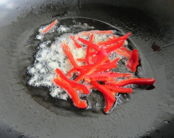 Stir-fried Chinese Cabbage Stem with Black Fungus recipe