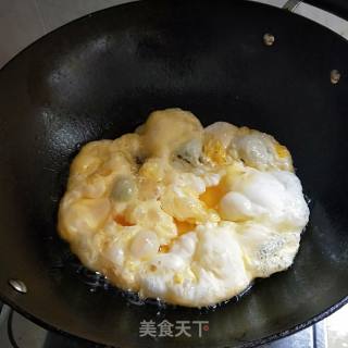 Scrambled Eggs with Green Peppers recipe