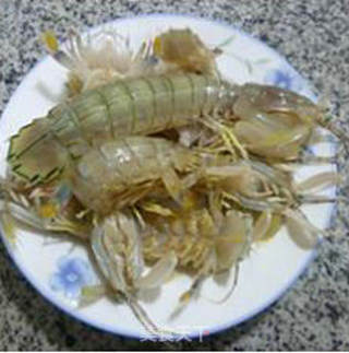 Fried Mantis Shrimp with Clams recipe