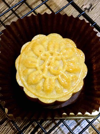 Cantonese Pineapple Mooncake