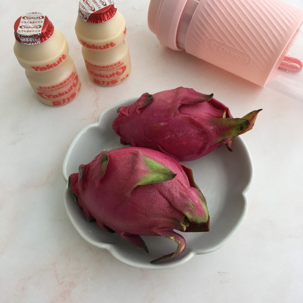 Dragon Fruit Yakult recipe