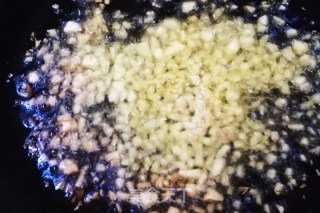 Steamed Shrimp with Garlic Vermicelli——a Must-have for The Chinese New Year recipe