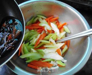 Celery Mixed with Yuba recipe