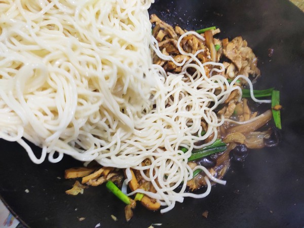 Home-cooked Fried Noodles recipe