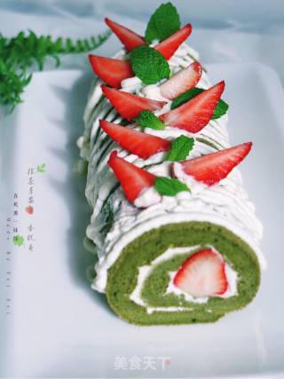 #the 4th Baking Contest and is Love to Eat Festival# Matcha Strawberry Cake Roll recipe