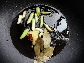 Braised Pork Trotters recipe