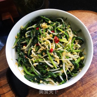 Spinach Mixed with Small Bean Sprouts recipe