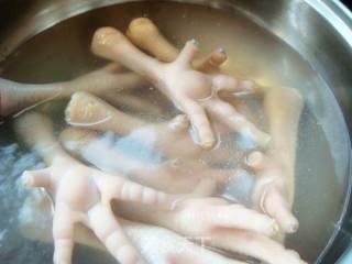 【sichuan Cuisine】--spicy Chicken Feet recipe