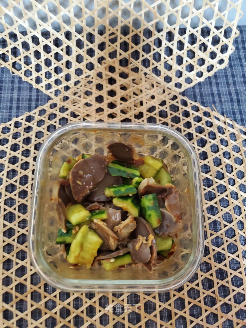 Duck Gizzards Mixed with Cucumber