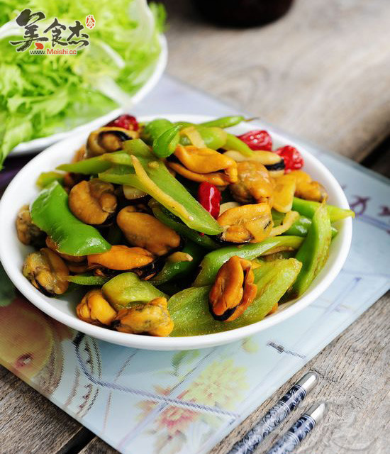 Stir-fried Haihong with Chili recipe