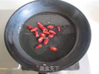 Stir-fried Duck Blood with Leek Stalks recipe