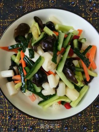Cucumber with Lotus Root Strips recipe