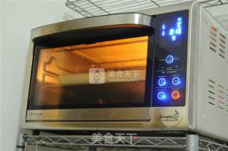 Dragon Fruit Cream Cake Roll recipe