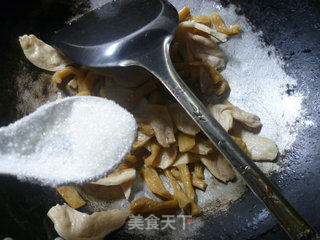 Stir-fried Soy Protein with Dried Radish recipe