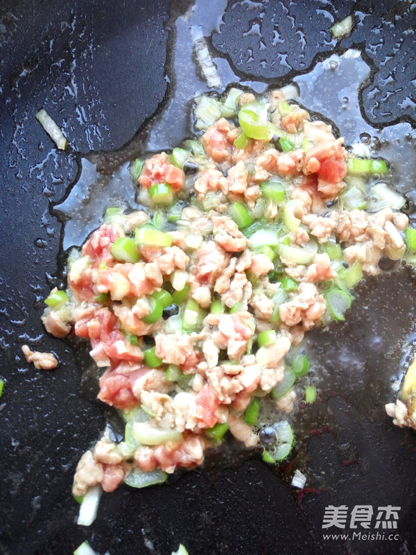 Homemade Carob Fried Rice with Minced Pork and Egg recipe