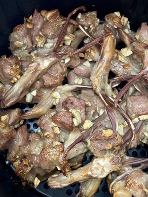 Garlic Pork, Duck Tongue recipe