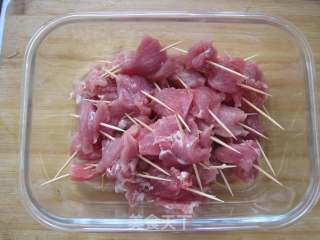 One Bite is More Exciting-toothpick Meat recipe