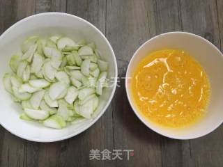 Scrambled Eggs with Zucchini recipe