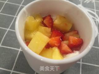 Oreo Yogurt Fruit Pot recipe