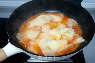 Potato Chips with Tomatoes recipe