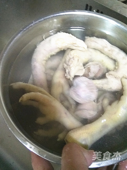 Sauce Chicken Feet and Chicken Neck recipe