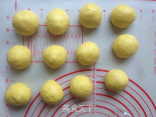 Mango Bread Roll recipe