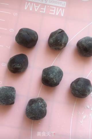 Crispy Bread with Red Bean Paste recipe