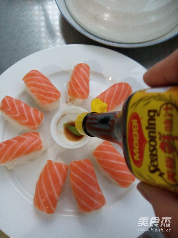 Salmon Sushi recipe