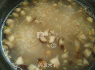 Brown Rice, Preserved Egg and Shrimp Porridge recipe