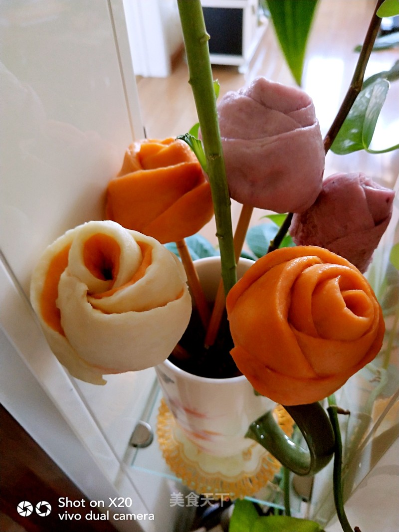 Rose Buns Bouquet