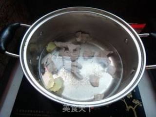 Seaweed and Loofah Lean Pork Soup recipe