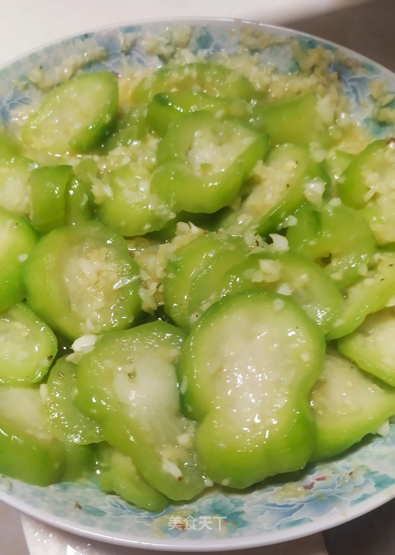Steamed Melon with Garlic recipe
