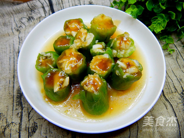 Steamed Loofah with Garlic recipe