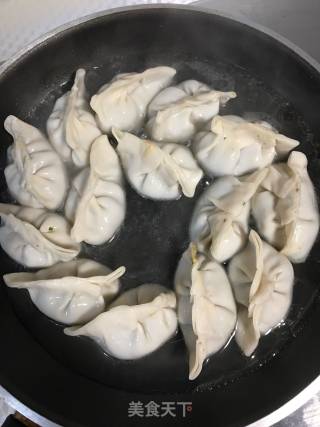 Shepherd's Purse Fried Dumplings recipe