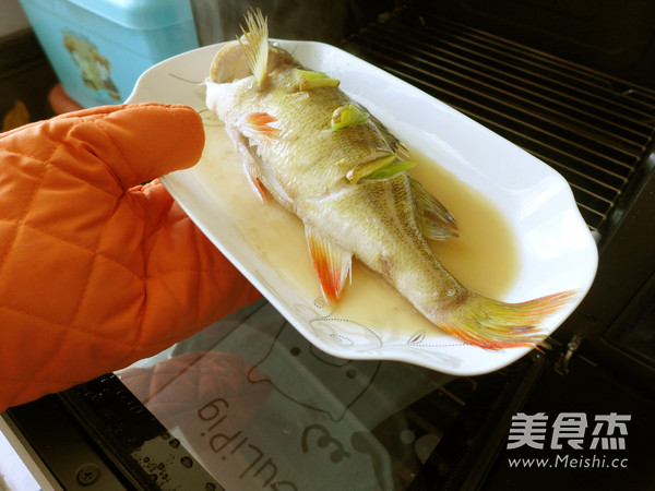 Steamed Red Tail Fish recipe