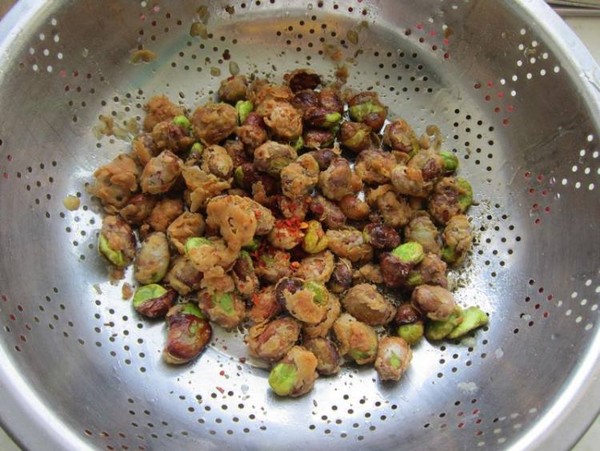 Fragrant Broad Beans recipe