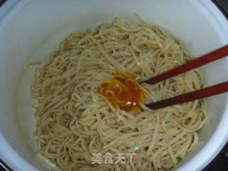 Sauce-flavored Salt and Pepper Pork Chop Noodles recipe