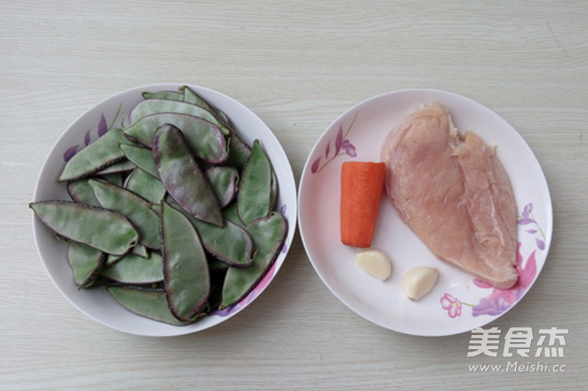 Chicken Shreds with Plum Beans recipe