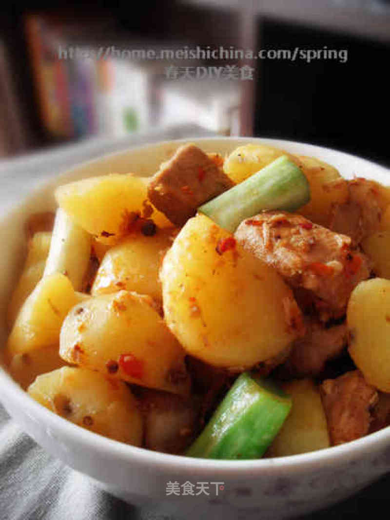 The Irritation on The Tip of The Tongue-sichuan-style Potato Braised Pork recipe