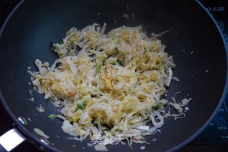 Sauerkraut and Potato Shreds recipe