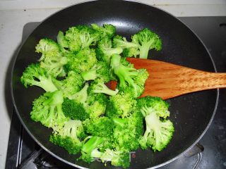 Broccoli in Oyster Sauce recipe