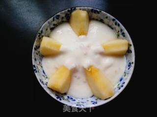 Papaya Apple Yogurt Bowl recipe