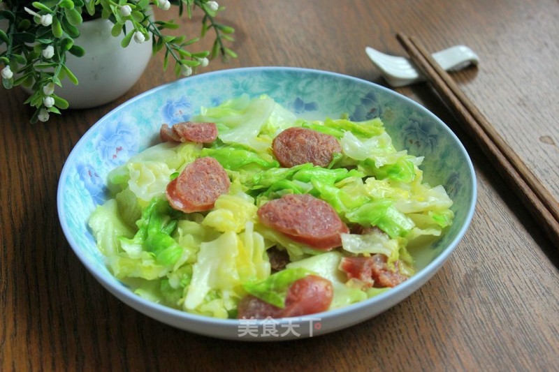 #蜡味# Sausage Stir-fried Beef Cabbage