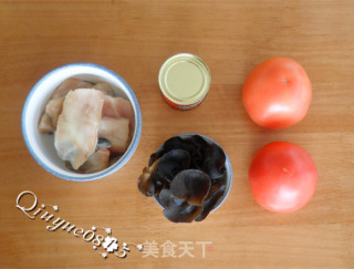 [hebei] Fungus Tomato Fish Soup recipe