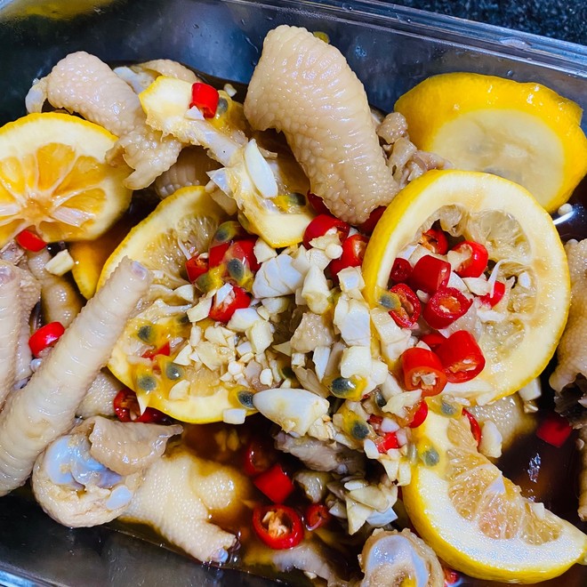 Net Red Lemon Passion Fruit Chicken Feet recipe