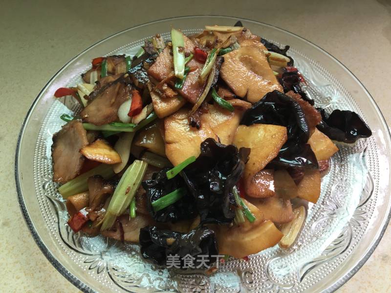 Stir-fried Bacon with Spring Bamboo Shoots recipe