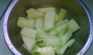 Sea Rice Mixed with Cucumber recipe