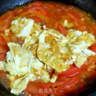 Scrambled Eggs with Tomatoes recipe