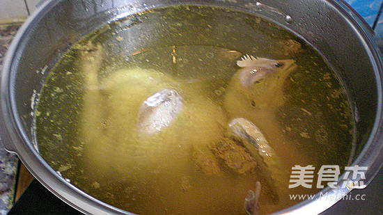 Chicken Soup with Red Dates recipe