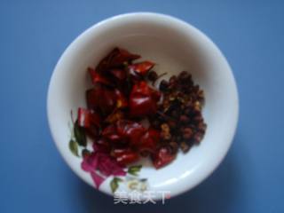 [sichuan Cuisine] Stir-fried Pork Heart with Double Pepper recipe